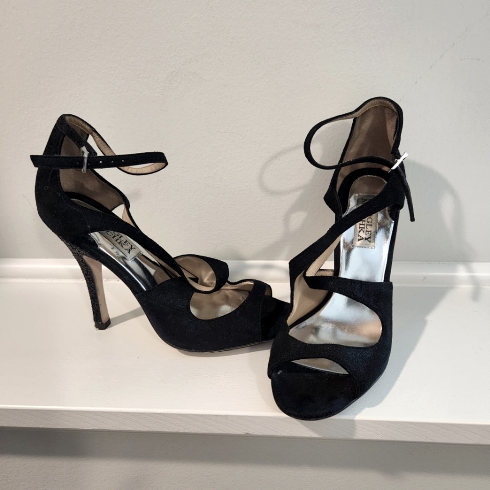 Badgley Mischka "Keys" Leather Sandals
